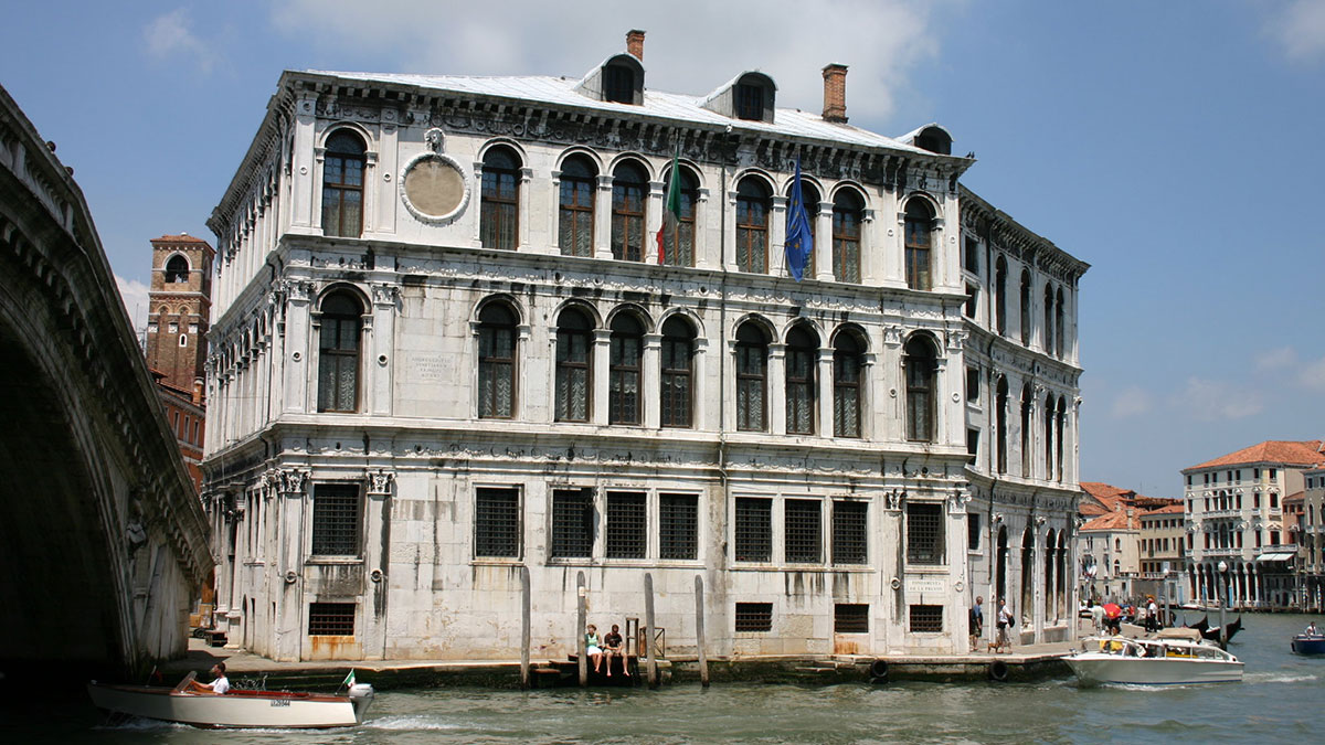 Palazzo dei Camerlenghi